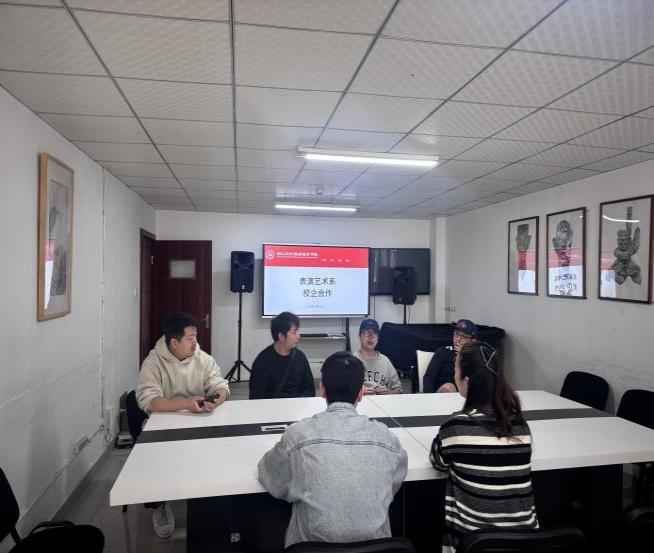 63b815cf7e73df3bb25116438695bd4f