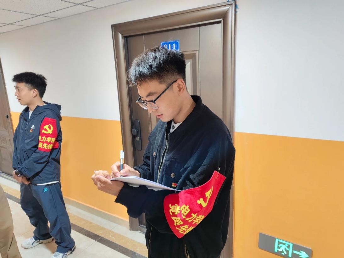 图示, 示意图
中度可信度描述已自动生成:ver1