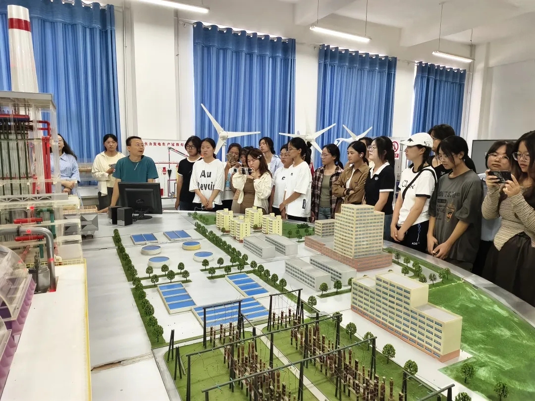 图示, 示意图
中度可信度描述已自动生成:ver1